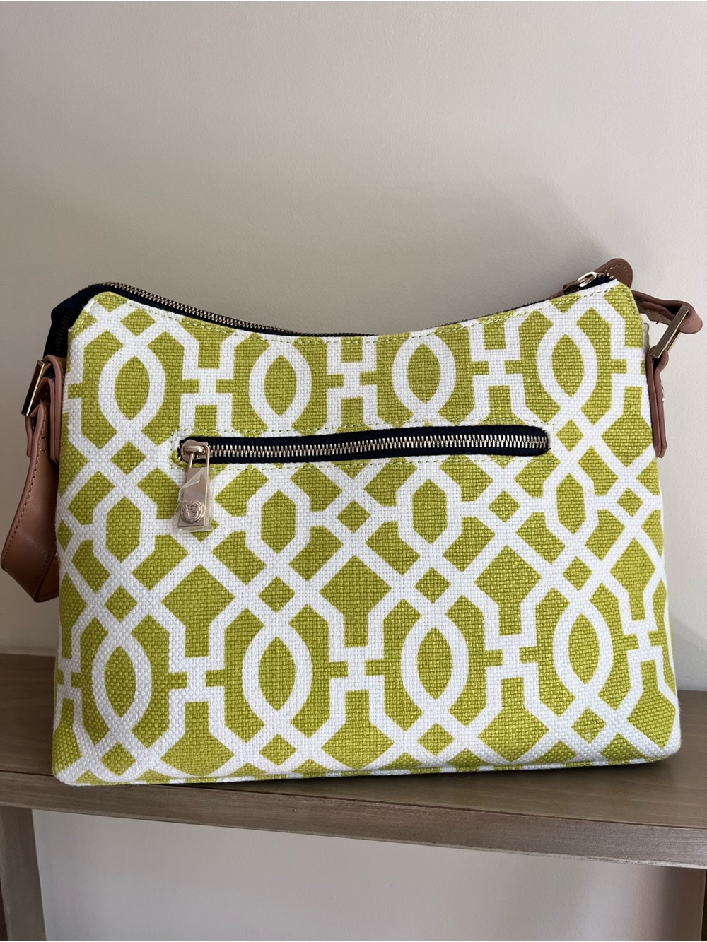 Spartina 449 NWOT Lime Green Geometric Crossbody with Tan Strap - Picture 5 of 16